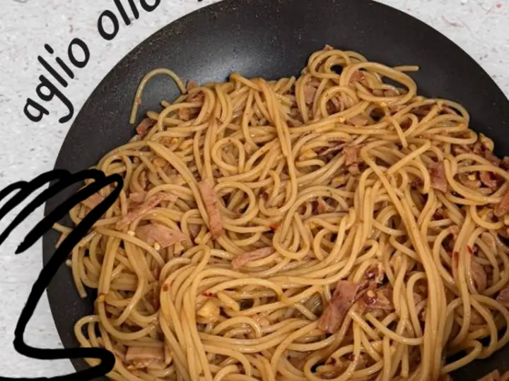 Aglio Olio Spaghetti